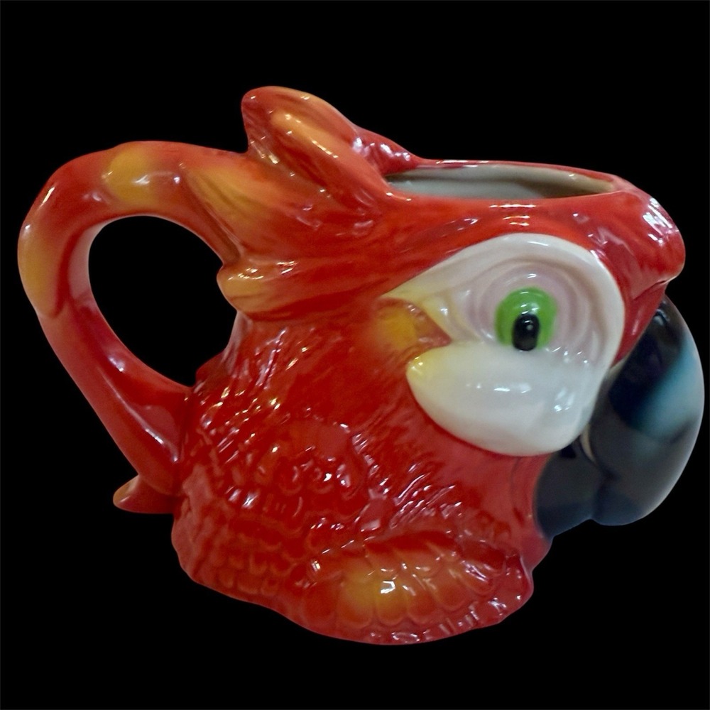 Vintage Red Macaw Rainforest Cafe Souvenir ceramic 3D Parrot Mug 1997 NWOT